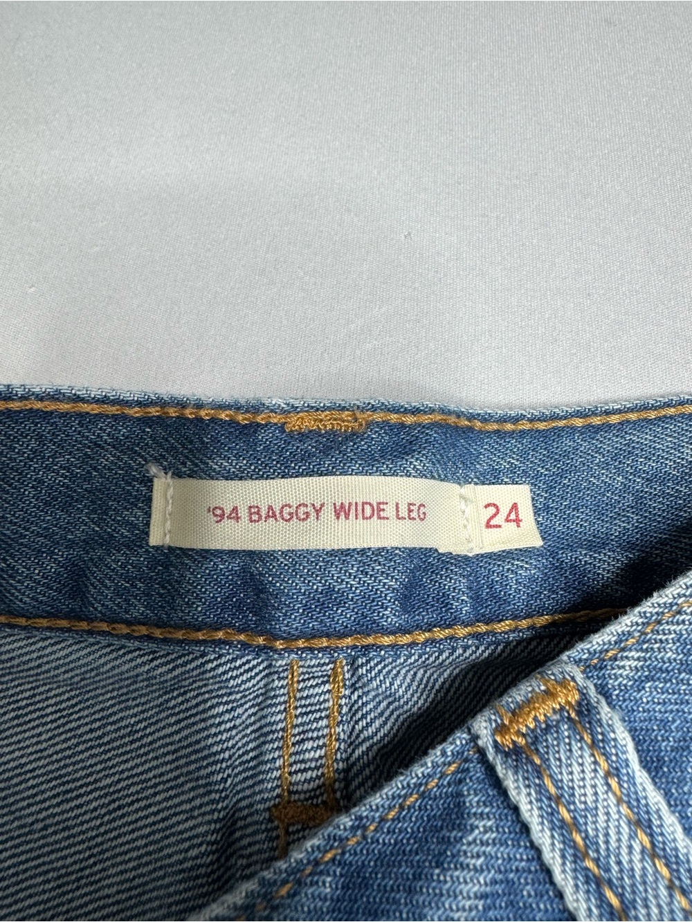 Levi's '94 Baggy Wide Leg Jeans Size 24 - Picture 3 of 5